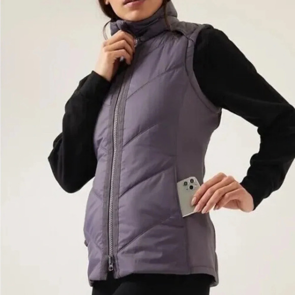 Athleta Rock Ridge Primaloft Vest size S - Picture 4 of 16